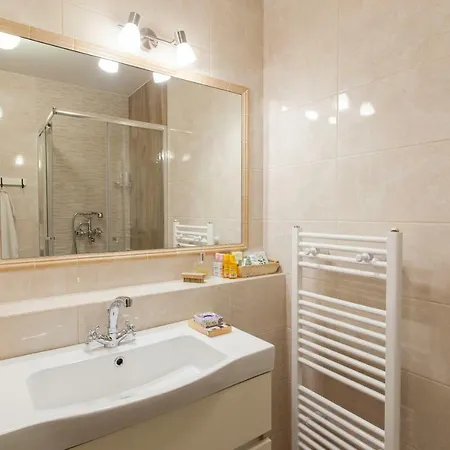 Chic Cosy Quiet In Center Δωμάτια σε οικογενειακή κατοικία Λιουμπλιάνα