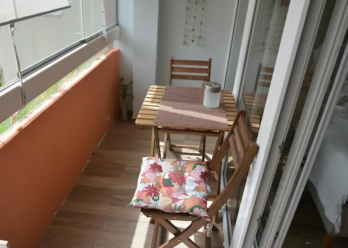 Chic Cosy Quiet In Center 홈스테이