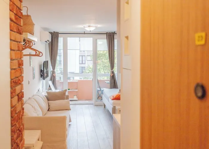 Chic Cosy Quiet In Center Homestay